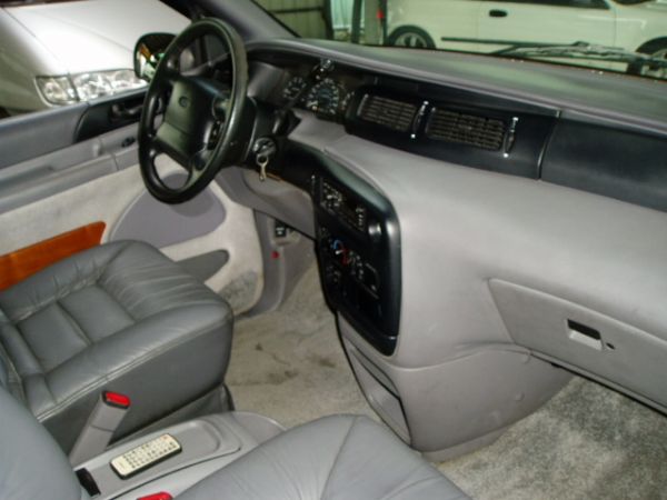 【TACA】1996/7年 FORD WINDSTAR 3.8 貂族豪華休旅車  照片2