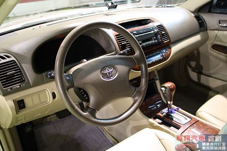 Toyota豐田 Camry  照片6