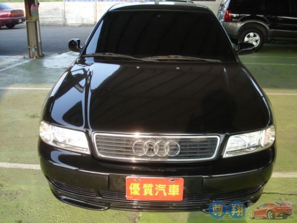 Audi 奧迪 A4 1.8 照片3