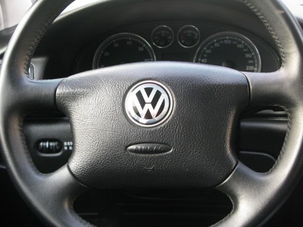 運通汽車-2002年-VW-Passat 照片6