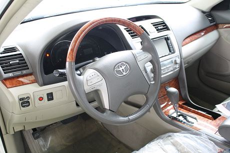 Toyota豐田 Camry 照片6