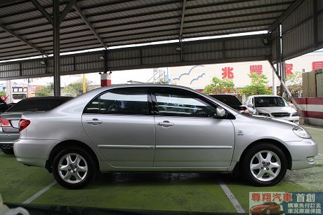 Toyota豐田 Altis 照片4