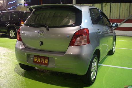 Toyota豐田 Yaris 照片5