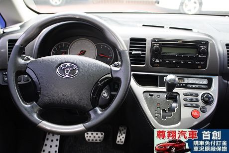 Toyota豐田 Wish 照片9