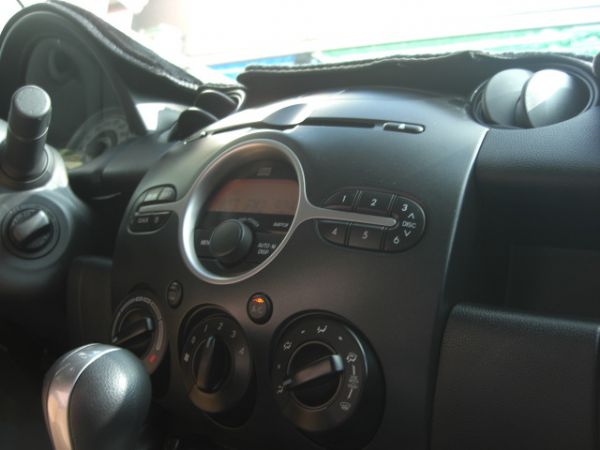 SUM聯泰汽車~2010型式MAZDA2 照片4