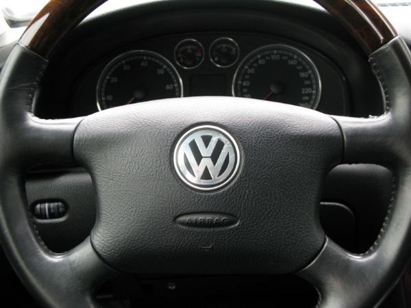 運通汽車-2003年-VW-Passat 照片6