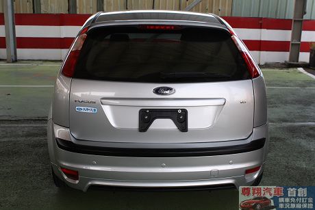 Ford 福特 Focus 1.8 照片7