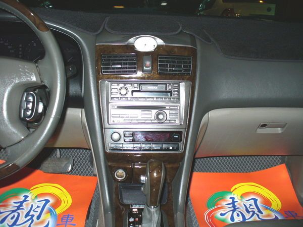 01年 Nissan/日產 CEFIRO 照片8