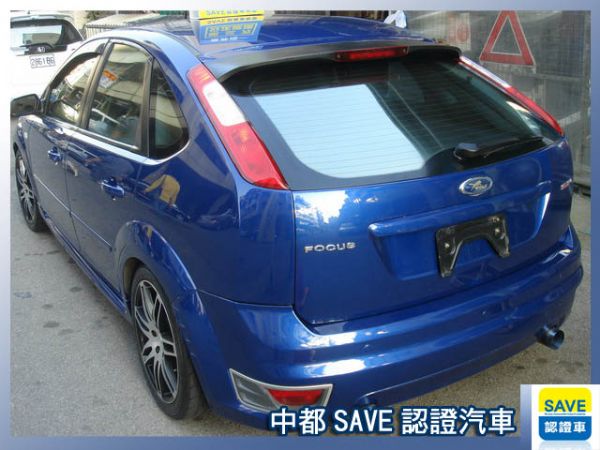 06  FORD  FOCUS 照片2