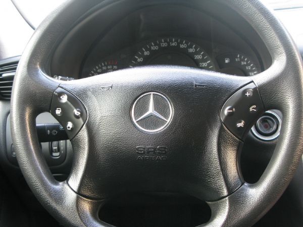 運通汽車2002年-BENZ-C200K 照片6