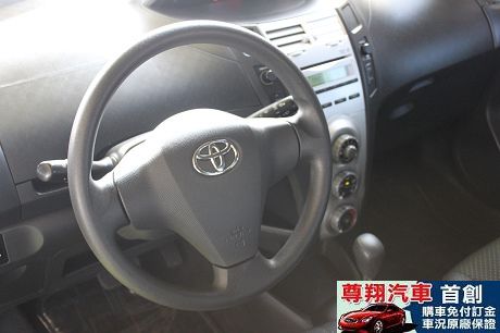 Toyota豐田 Yaris 照片4