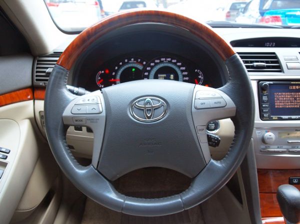 《年代》2007 豐田 CAMRY 照片5