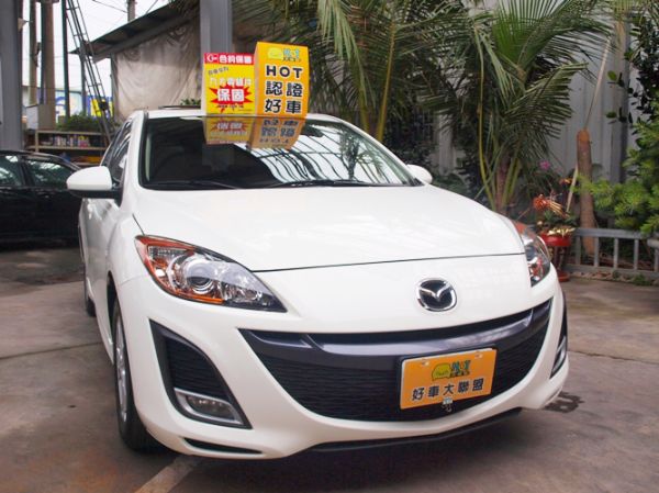 《年代》2011 馬自達 MAZDA3  照片1