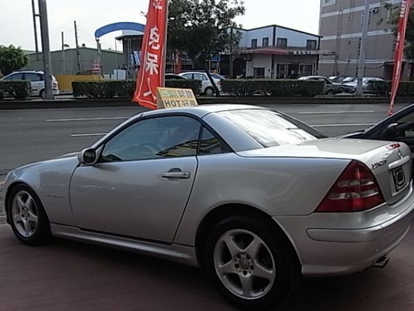 BENZ SLK230 購車~全額貸 照片4