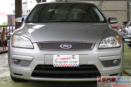 Ford 福特 Focus 1.8  照片2