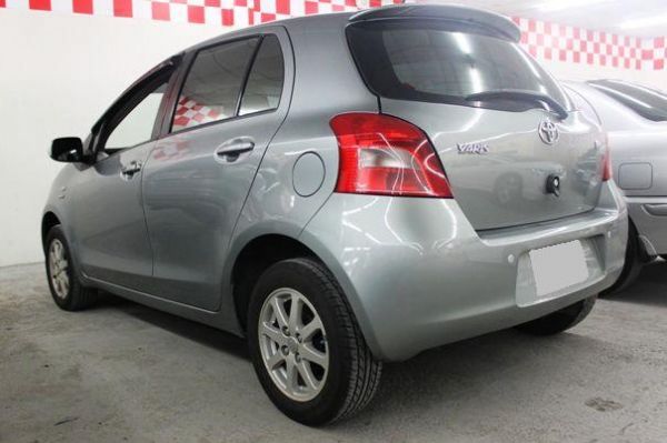 2007 豐田 Yaris 1.5 灰 照片9