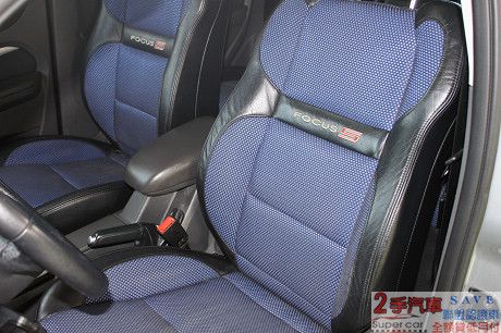 Ford 福特 Focus 2.0 照片3