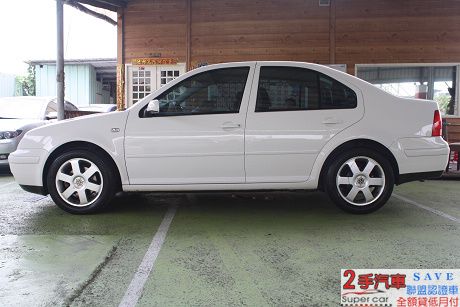 VW 福斯 Bora~二手中古車~ 照片7