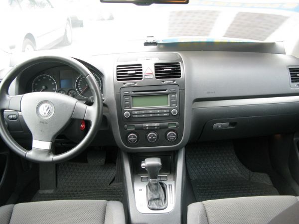 運通汽車-2006年-VW-Golf  照片5