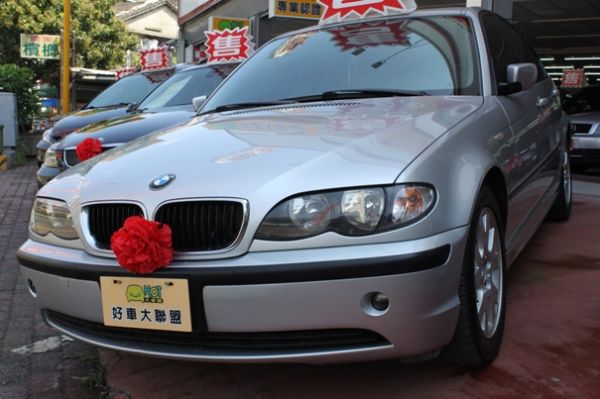 BMW 318 2.0 銀 照片1