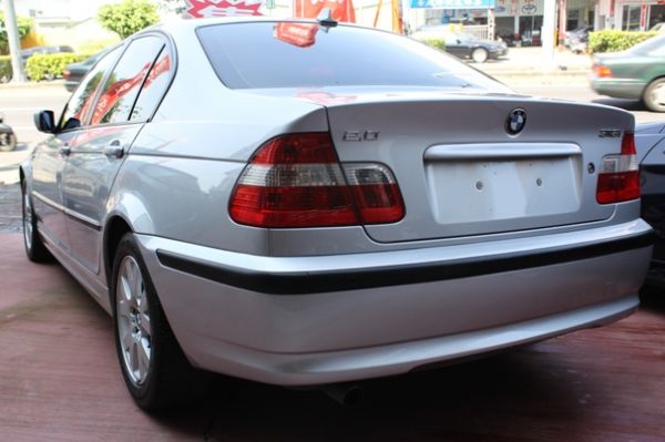 BMW 318 2.0 銀 照片10