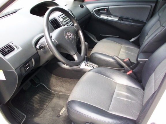 2010 豐田 VIOS 1.5 白 照片3