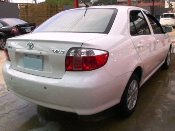 2010 豐田 VIOS 1.5 白 照片7