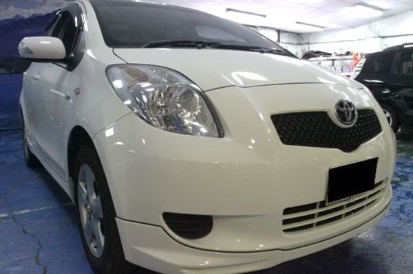 Toyota豐田  Yaris 照片1