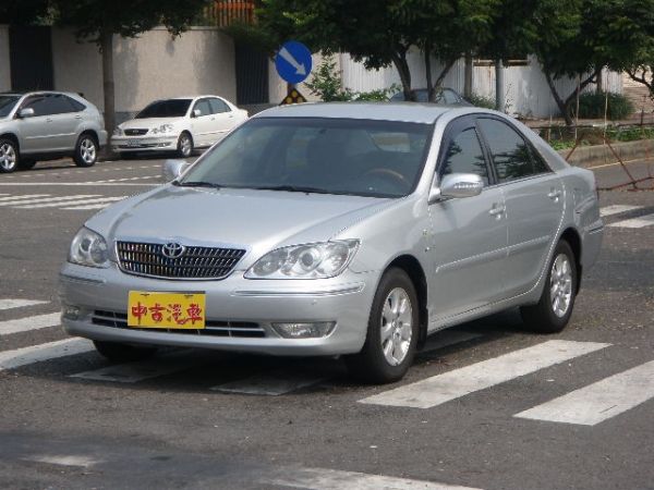 05年豐田Camry 2.0銀 照片1