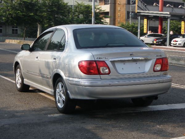 02年日產Sentra 180 1.8銀 照片2