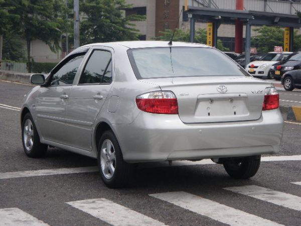 06年豐田Vios 1.5銀 照片2