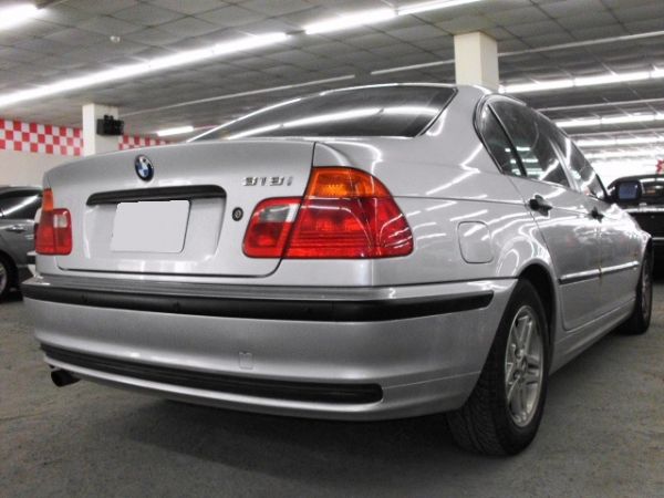 2001 BMW 318 1.9 銀 照片8