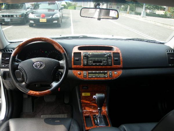 05年 豐田 Camry 2.0 銀  照片4