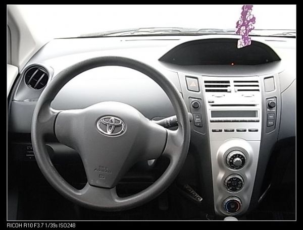 09 Toyota Yaris  照片5