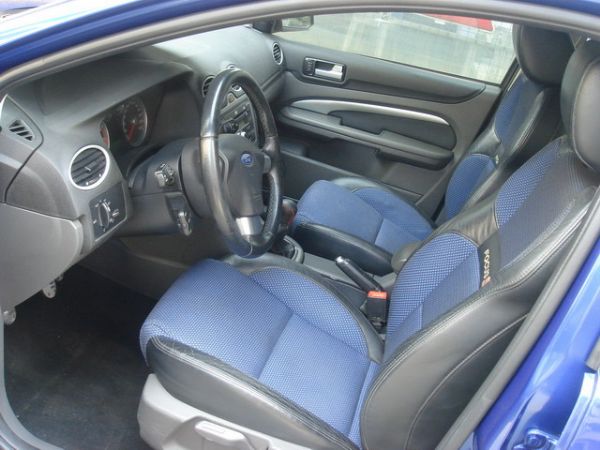 07 FORD FOCUS 2.0S 照片3