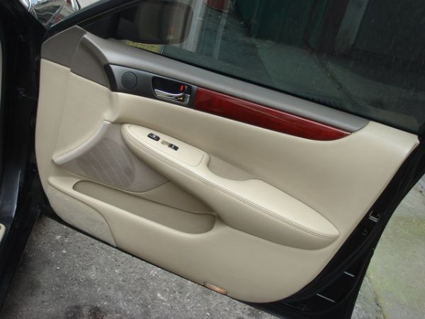 04 LEXUS ES 300 照片8