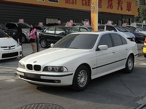 00BMW E39-520I 2.0 白 照片1