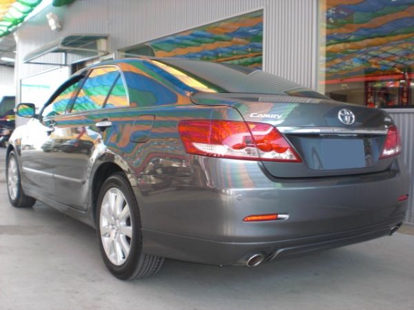 TOYOTA CAMRY 3.5Q 灰 照片7