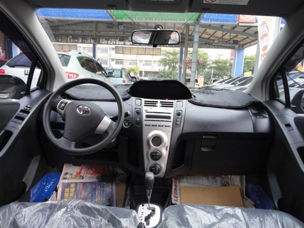 SUM 聯泰汽車 2010年YARIS 照片4