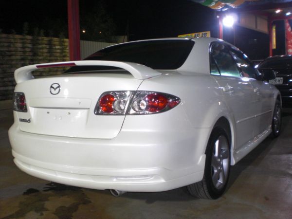 2004 MAZDA 馬6 2.0 白 照片6