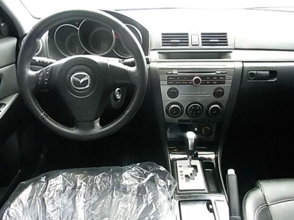 09 MAZDA 馬自達 3S 2.0 照片4