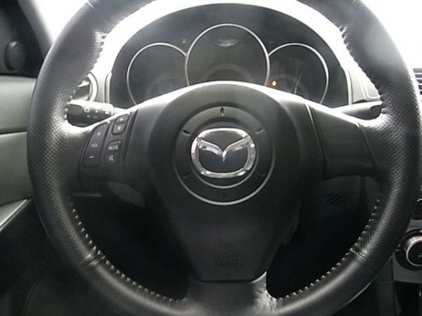 09 MAZDA 馬自達 3S 2.0 照片5