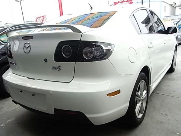 09 MAZDA 馬自達 3S 2.0 照片10