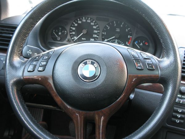 運通汽車-2002年-BMW-318 照片6