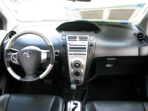 運通汽車-2009年-豐田-Yaris 照片5