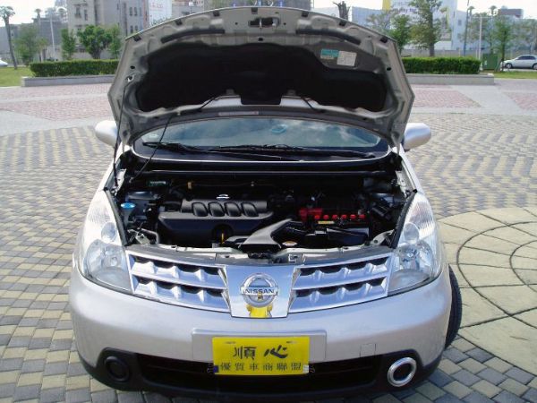 09 日產 Livina 1.8 照片4