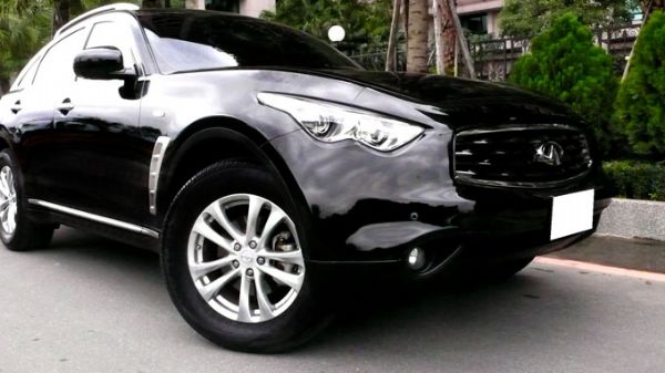 真晟車業 INFINITI FX35 照片2