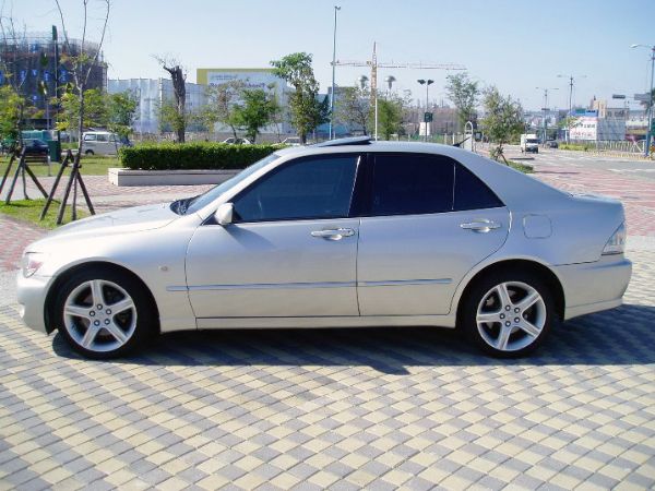 《永立汽車》02 Lexus IS200 照片10