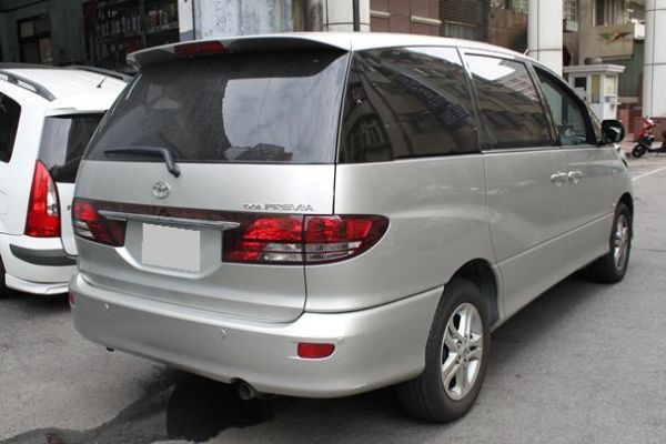 Toyota豐田 Previa  照片10