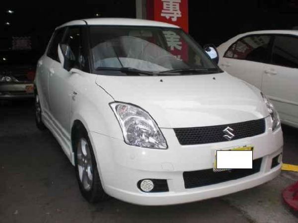 Suzuki 鈴木 Swift  照片1